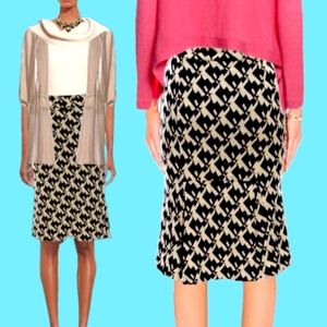 Diane Von Furstenberg 🦋Pencil Skirt with Kick Pleat 🦋XS | US 2